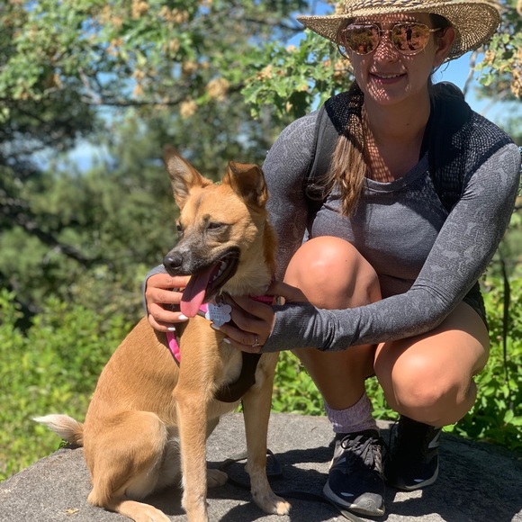 Meet your Posher, Trisha - Picture 4 of 4